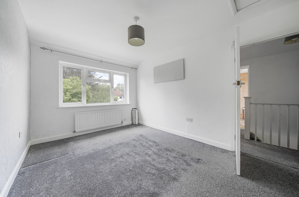 4 bed semi-detached house for sale in Willersley Avenue, Sidcup  - Property Image 9