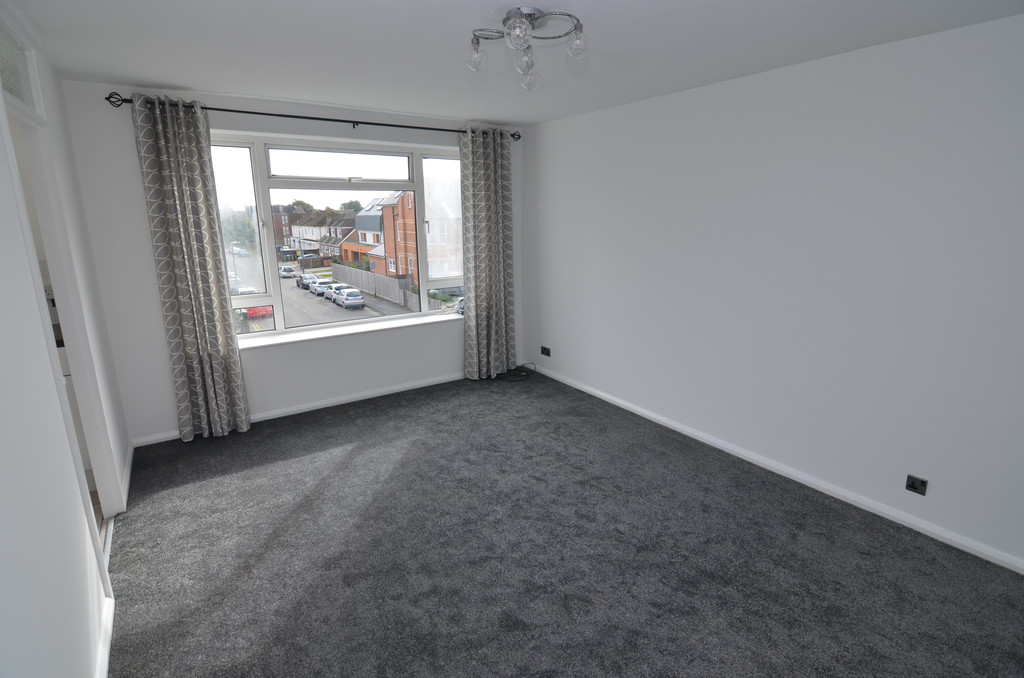 1 bed flat to rent in Hatherley Road, Kent  - Property Image 2