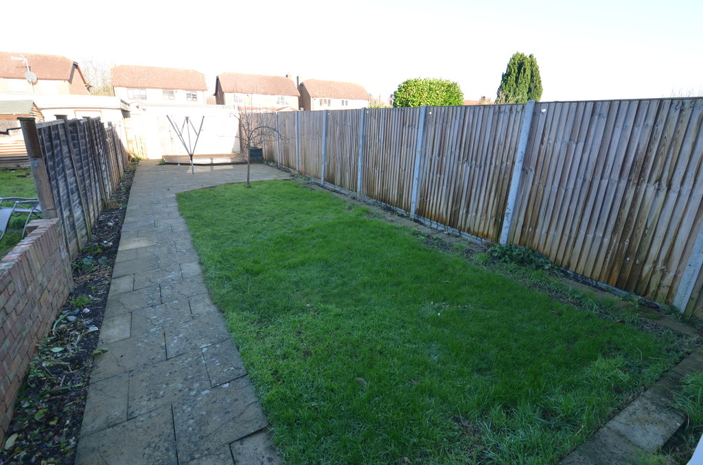 3 bed terraced house to rent in Old Farm Avenue, Sidcup  - Property Image 6