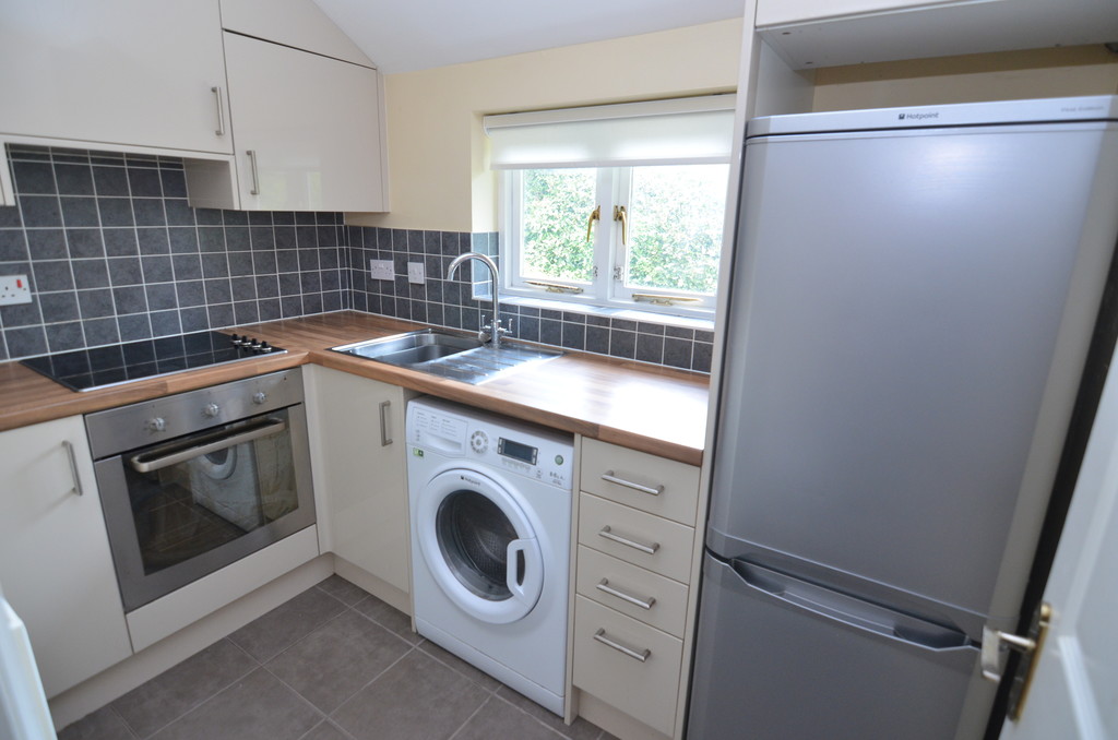 1 bed flat to rent in Rowanwood Avenue, Sidcup  - Property Image 4