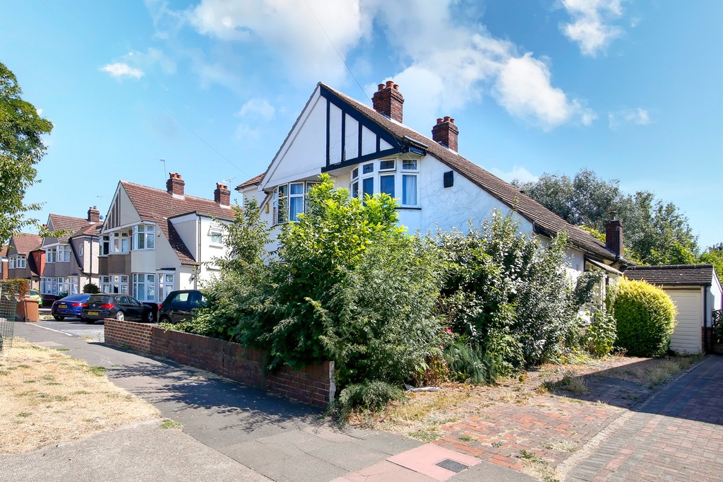 3 bed semi-detached house for sale in Hurst Road, Sidcup, DA15