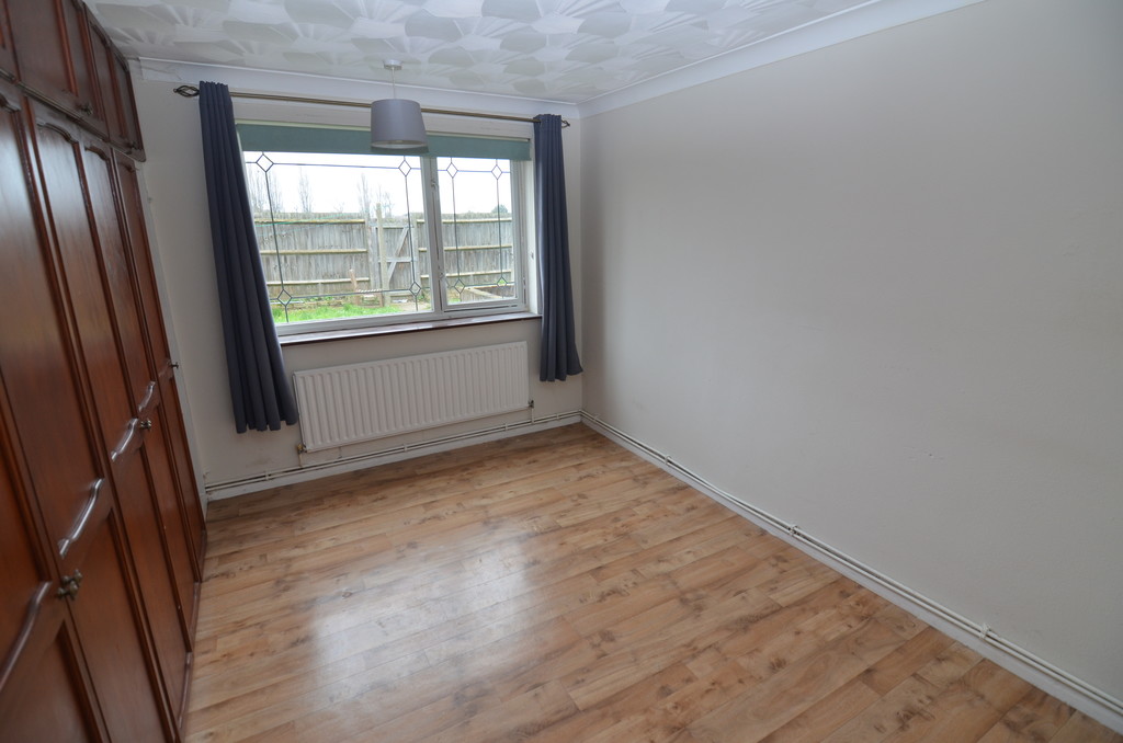 1 bed ground floor flat to rent in Milton Road, Swanscombe, DA10 0LX  - Property Image 9