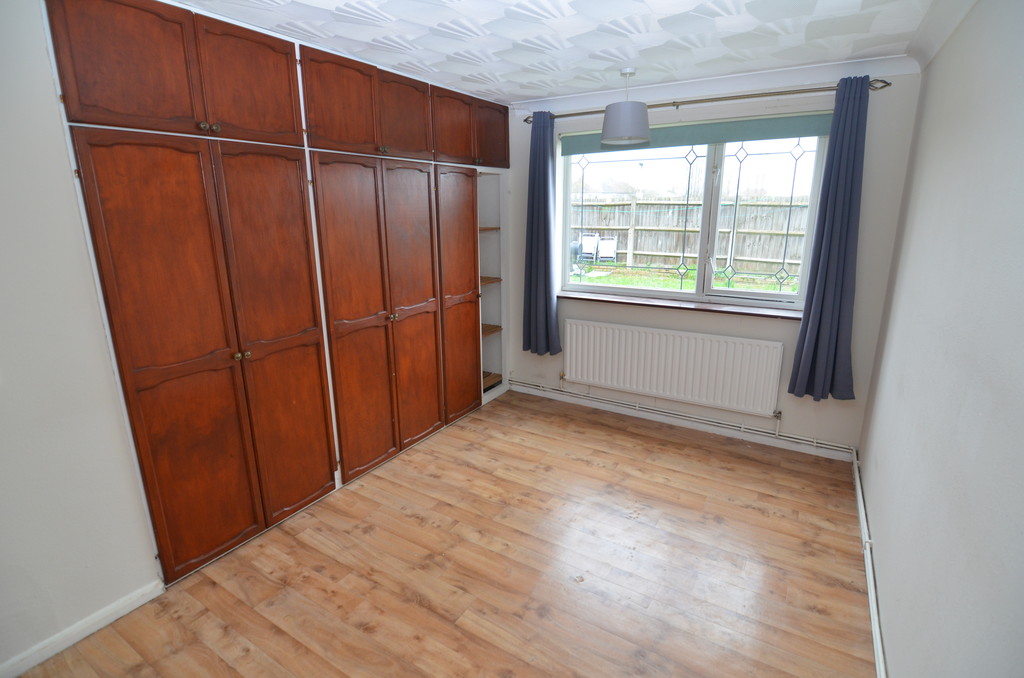 1 bed ground floor flat to rent in Milton Road, Swanscombe, DA10 0LX  - Property Image 3