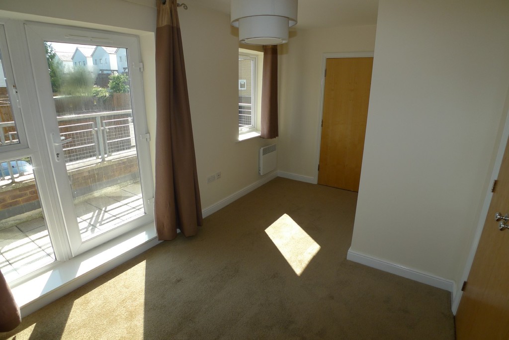 1 bed apartment to rent in Portland Place, Greenhithe  - Property Image 4