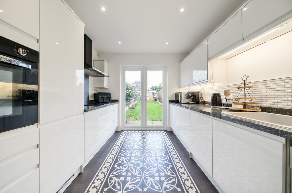 2 bed terraced house for sale in Portland Avenue, Sidcup  - Property Image 3