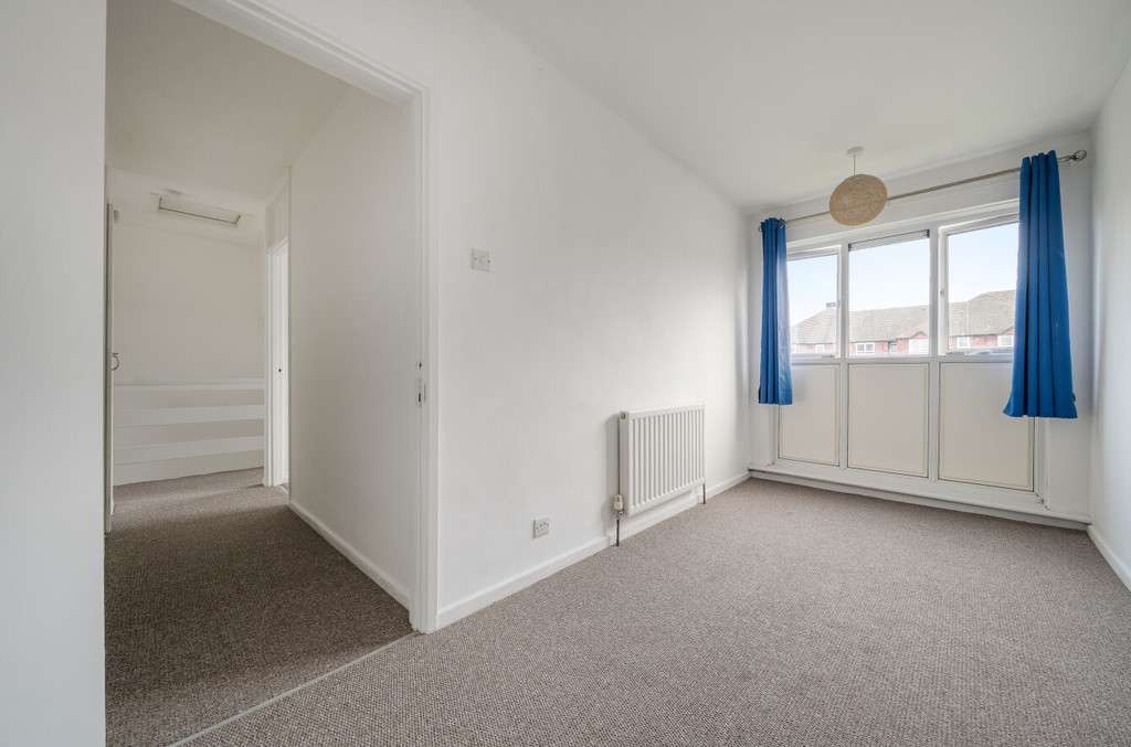 3 bed flat for sale in Etfield Grove, Sidcup  - Property Image 6