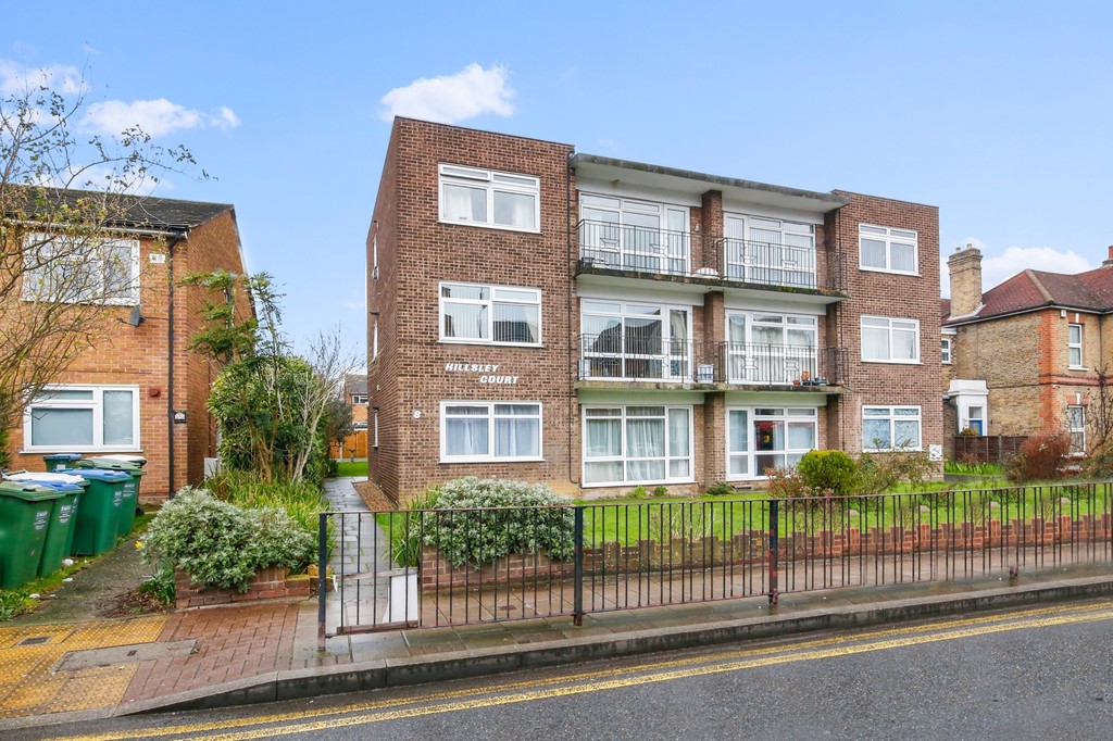 2 bed ground floor flat for sale in Elm Road, Sidcup, DA14