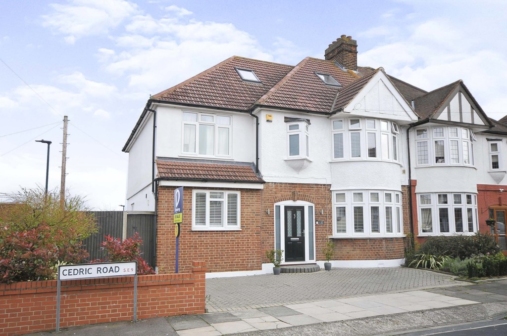 5 bed semi-detached house for sale in Cedric Road, London, SE9 