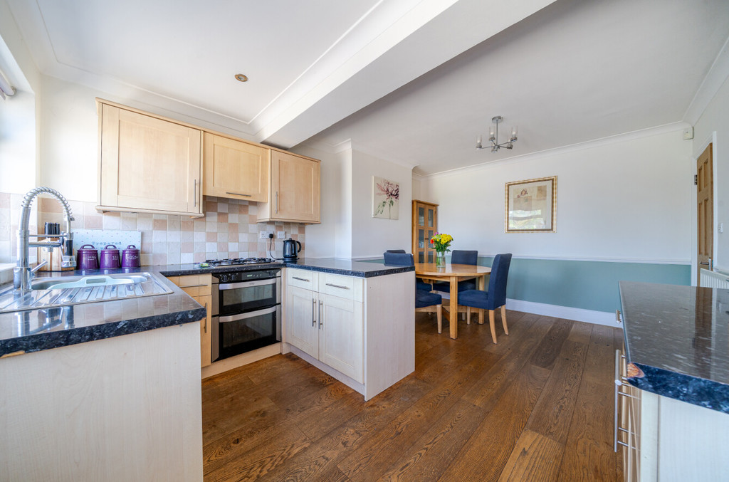 3 bed semi-detached house for sale in Old Farm Avenue, Sidcup, DA15 8AR  - Property Image 5