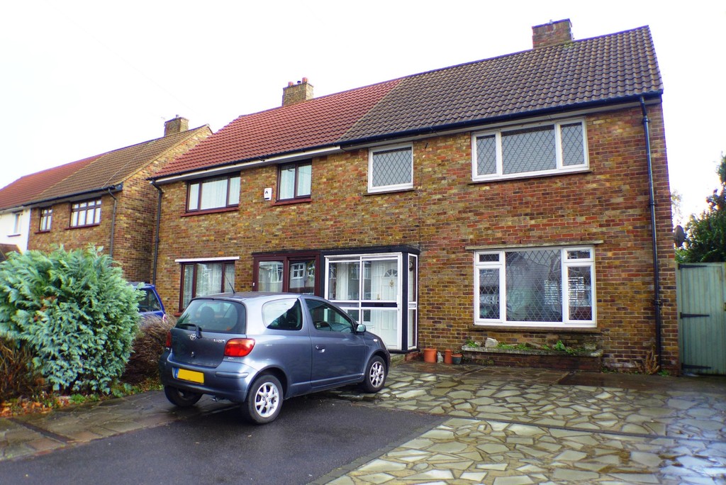 3 bed semi-detached house for sale in Foots Cray Lane, Sidcup, DA14