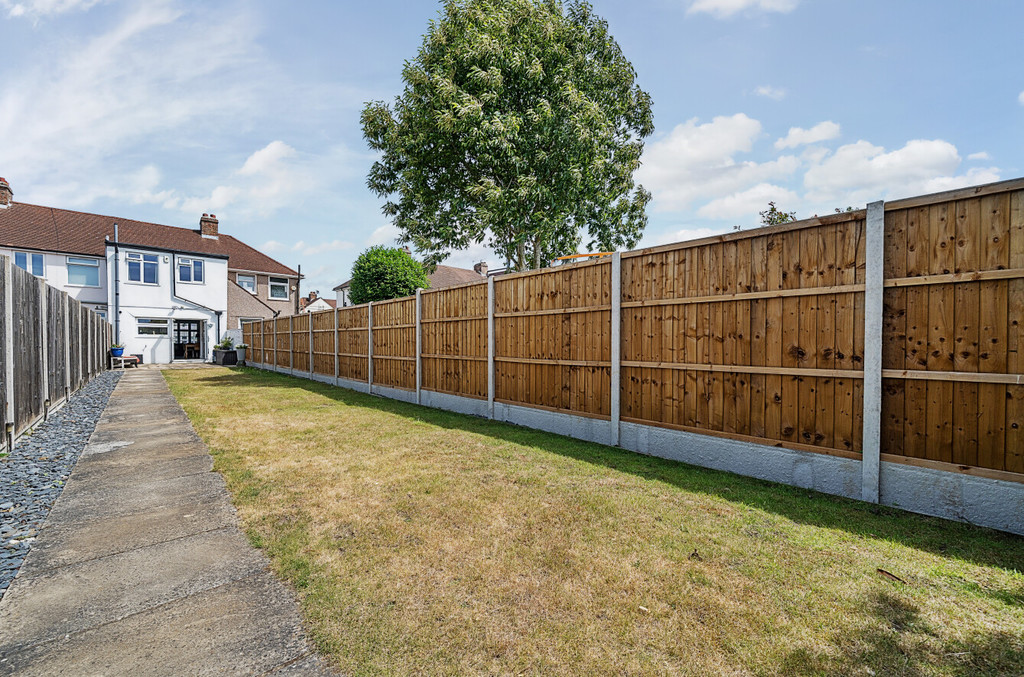 3 bed terraced house for sale in Shirley Avenue, Bexley, DA5 3AY  - Property Image 14