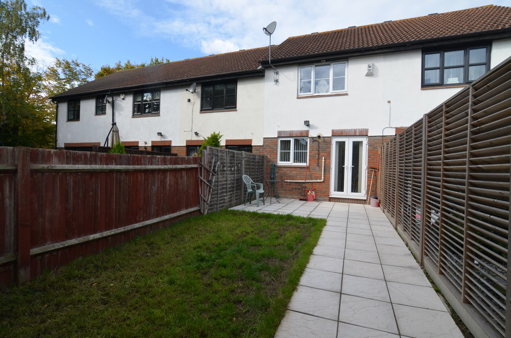 2 bed terraced house to rent in Larch Grove, Sidcup  - Property Image 6