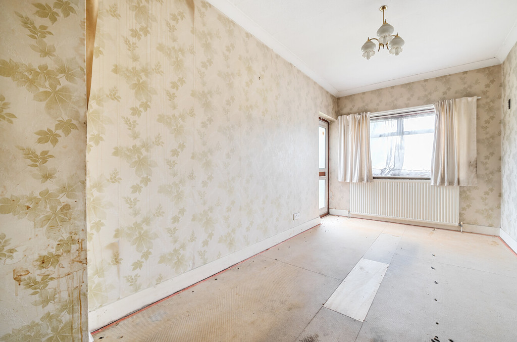 3 bed semi-detached house for sale in Warren Road, Sidcup  - Property Image 4