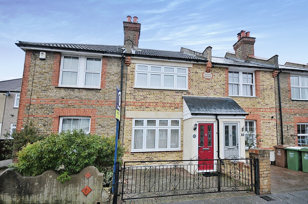 2 bed terraced house for sale in Woodside Road, Sidcup - Property Image 1