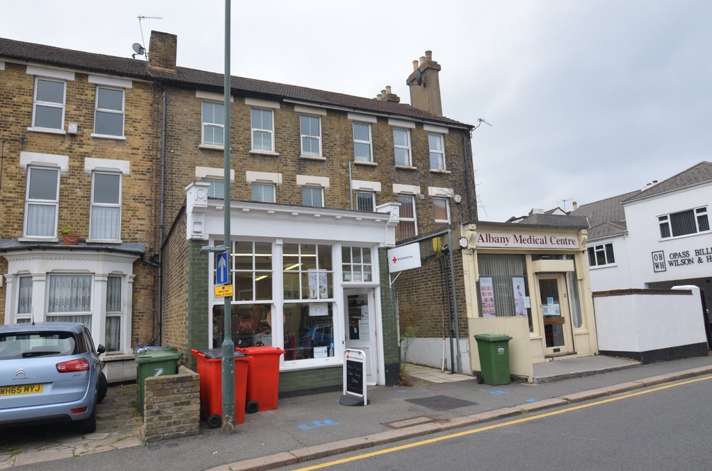 2 bed flat to rent in Alma Road, Sidcup, DA14 4EA