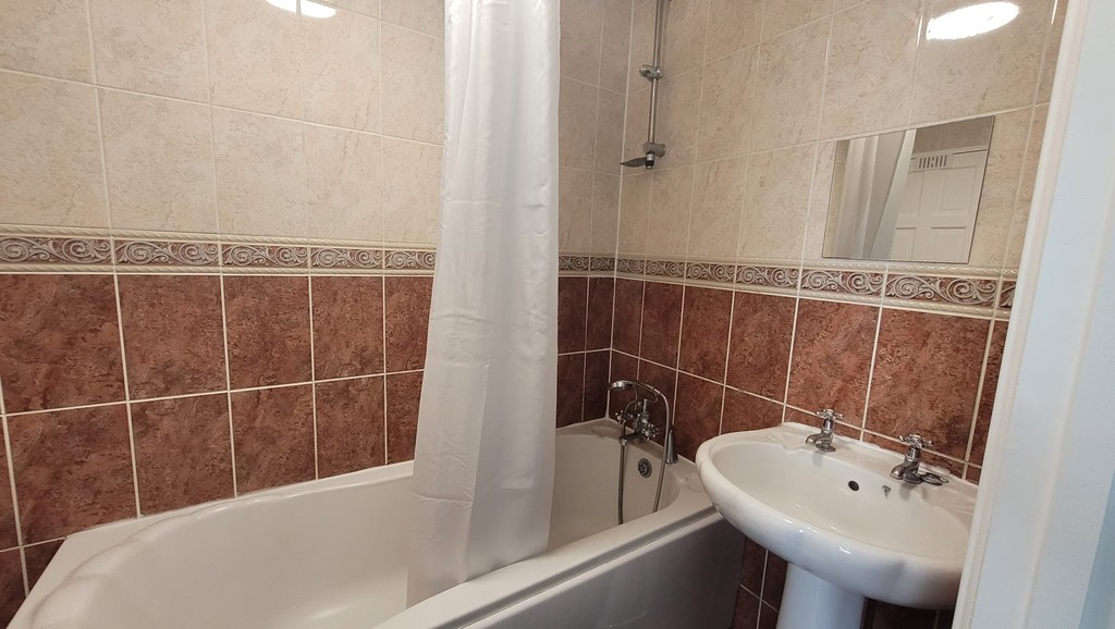 2 bed flat to rent in Alma Road, Sidcup, DA14 4EA  - Property Image 5