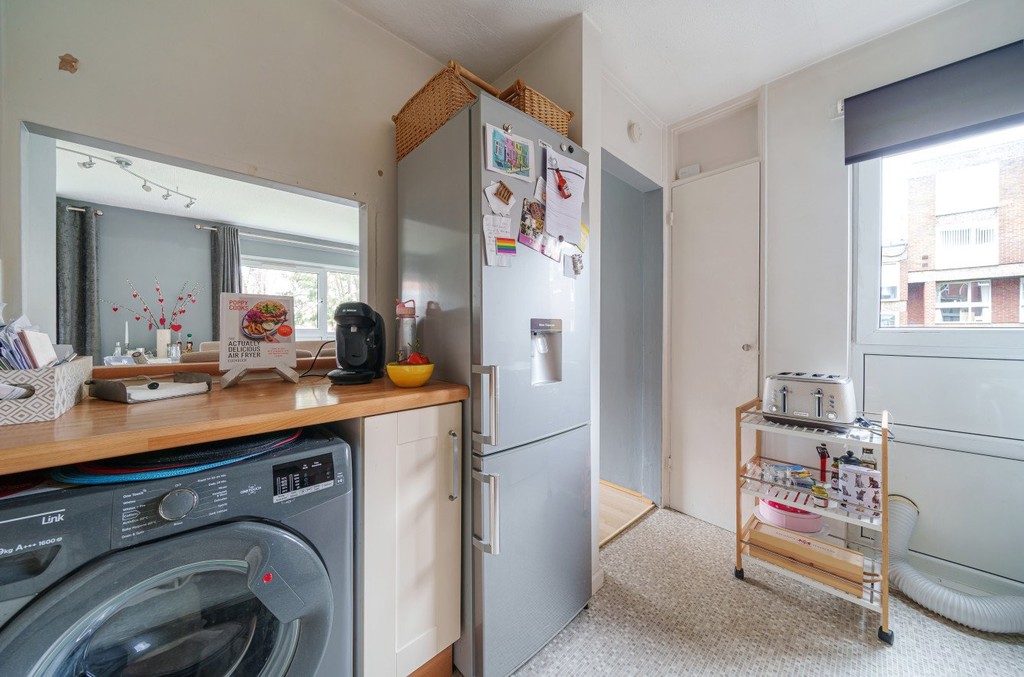 2 bed flat for sale in Manor Road, Sidcup  - Property Image 9