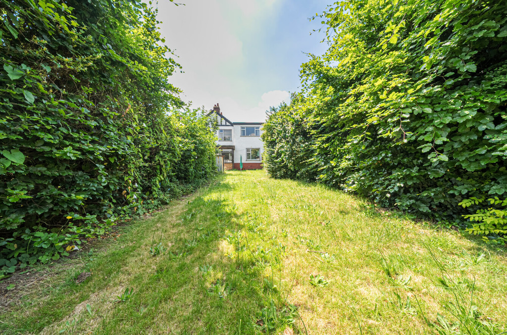 5 bed semi-detached house for sale in Hurst Road, Sidcup  - Property Image 4