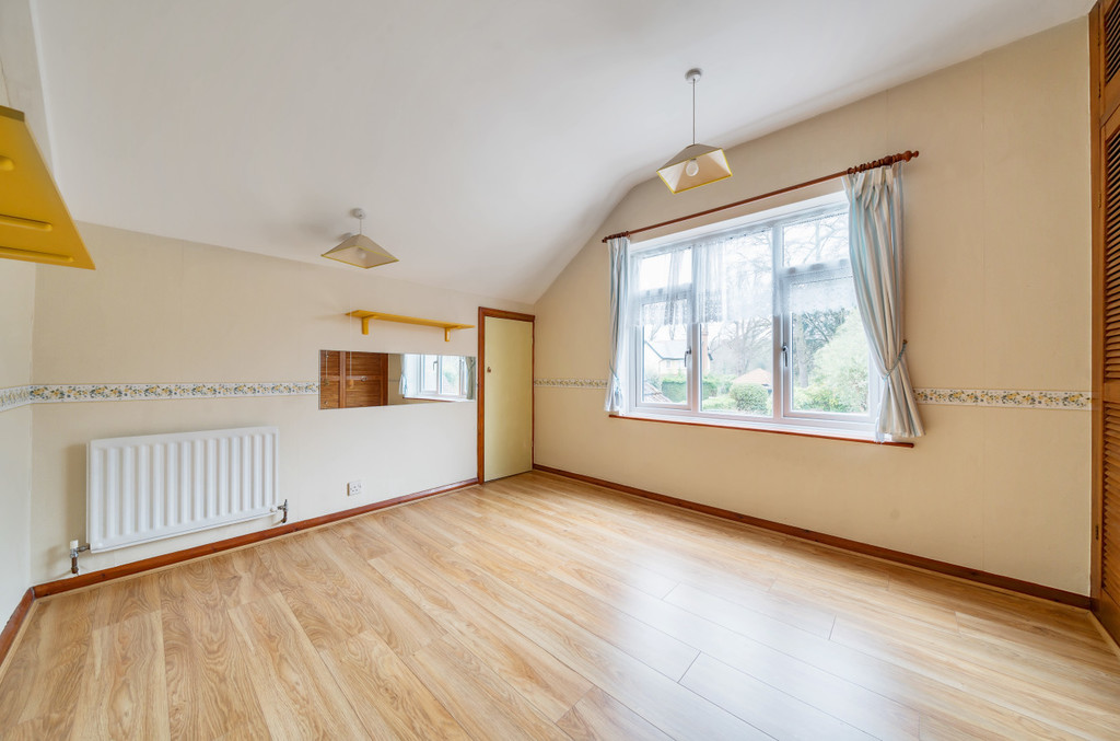 3 bed semi-detached house for sale in Marlborough Park Avenue, Sidcup  - Property Image 6