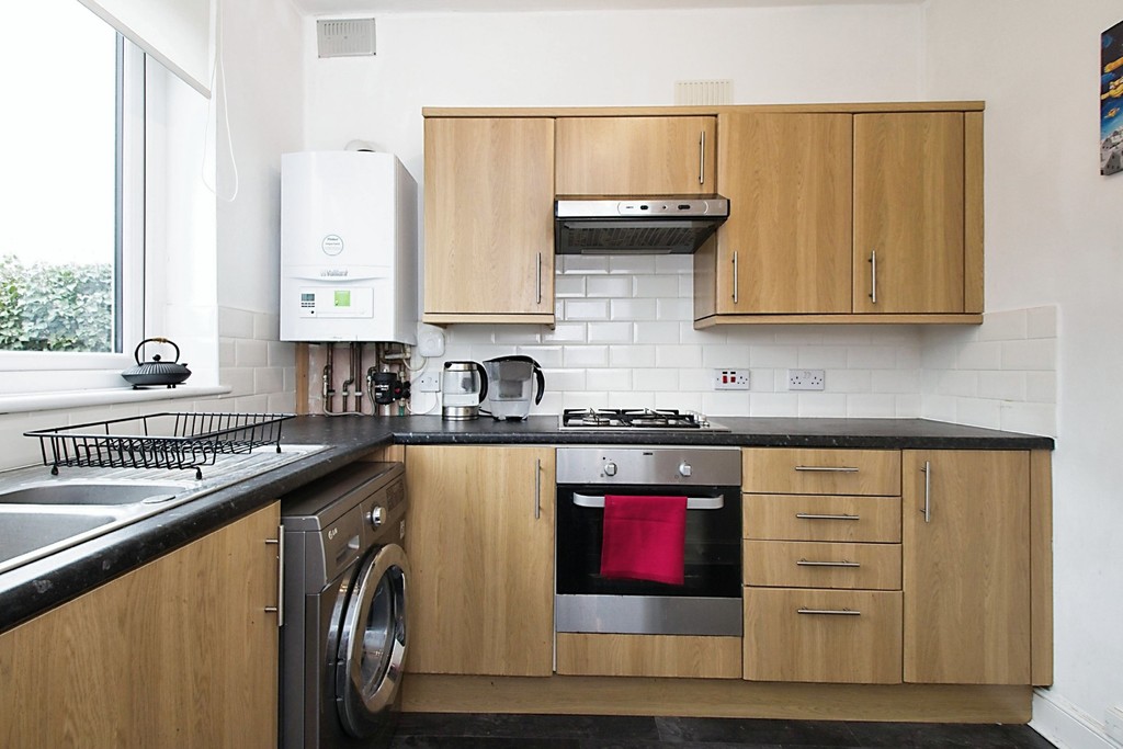 1 bed studio flat for sale in Station Road, Sidcup  - Property Image 3