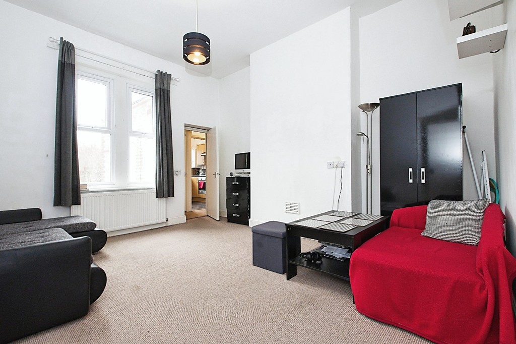 1 bed studio flat for sale in Station Road, Sidcup  - Property Image 2