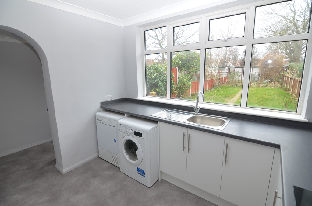 3 bed end of terrace house to rent in Penshurst Avenue, Sidcup, DA15 9EZ  - Property Image 10