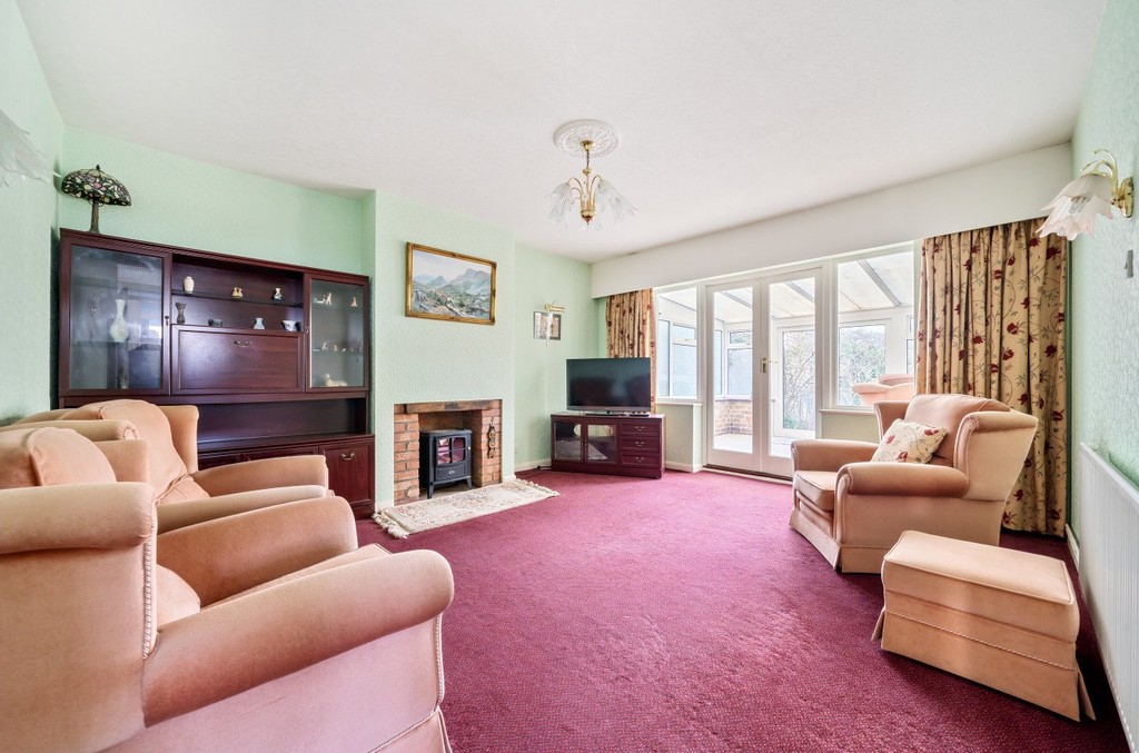 2 bed semi-detached bungalow for sale in Partridge Road, Sidcup  - Property Image 2