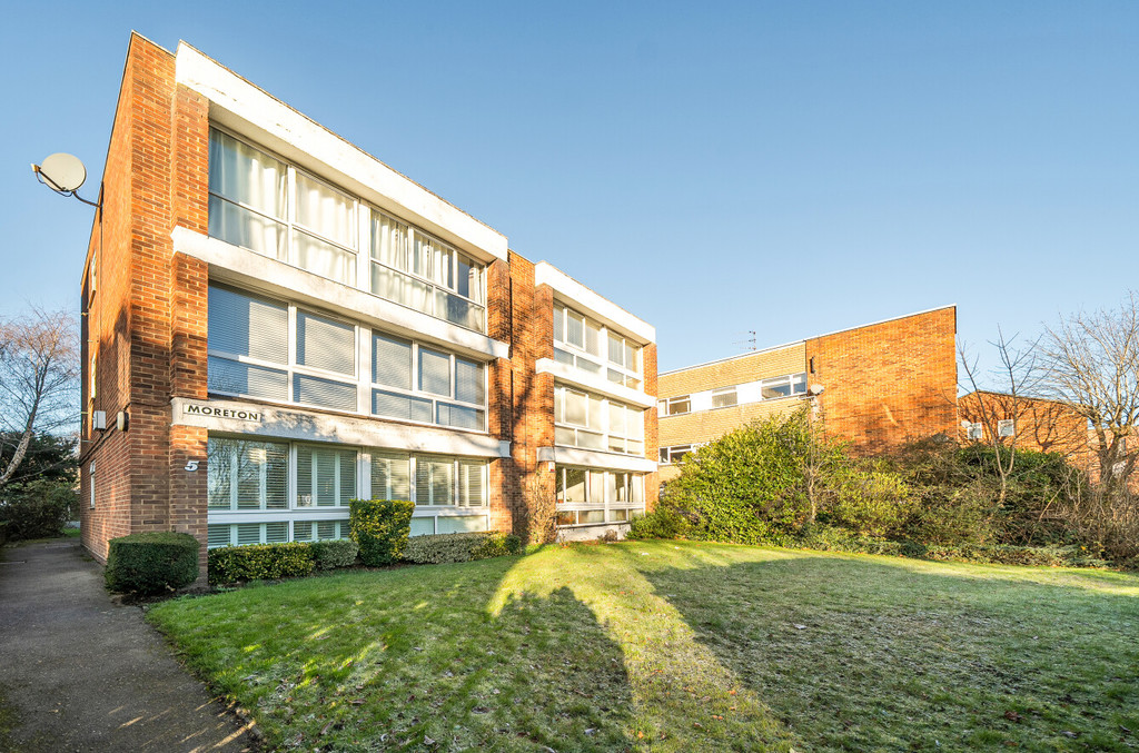 2 bed flat for sale in Chislehurst Road, Sidcup  - Property Image 1