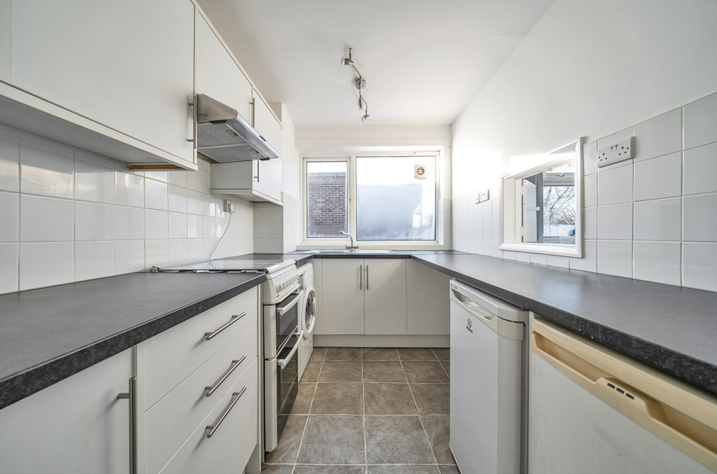 2 bed flat for sale in Chislehurst Road, Sidcup  - Property Image 3