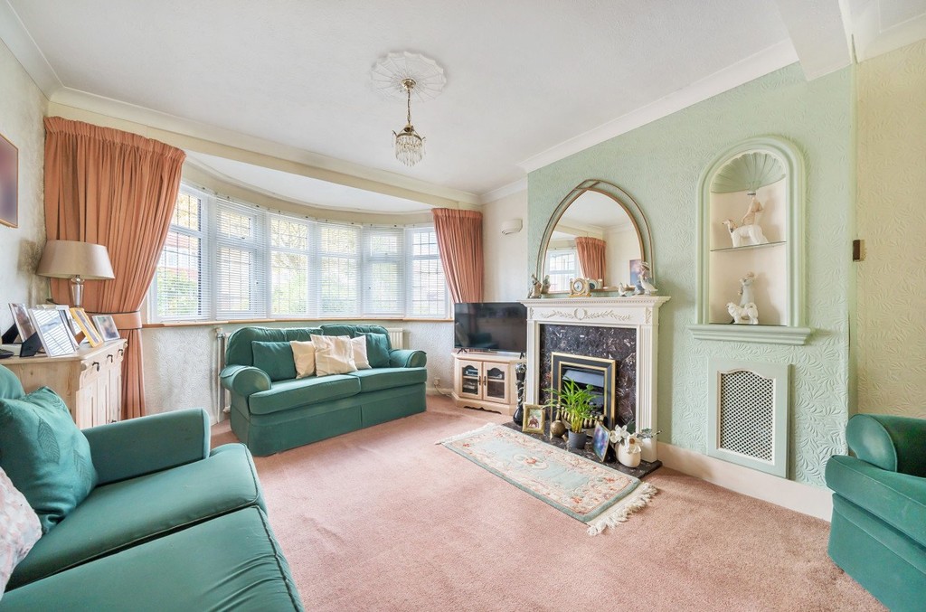 4 bed semi-detached house for sale in Lewis Road, Sidcup  - Property Image 2