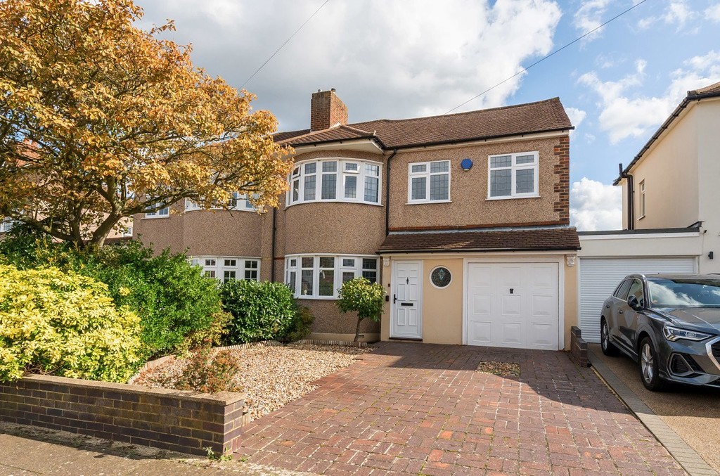 4 bed semi-detached house for sale in Lewis Road, Sidcup - Property Image 1