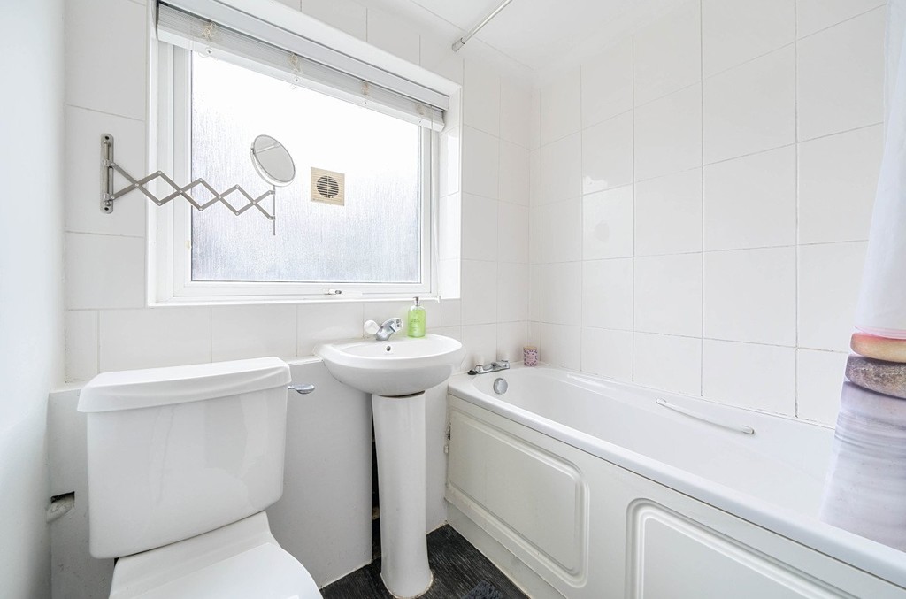 1 bed flat for sale in Longlands Road, Sidcup  - Property Image 6