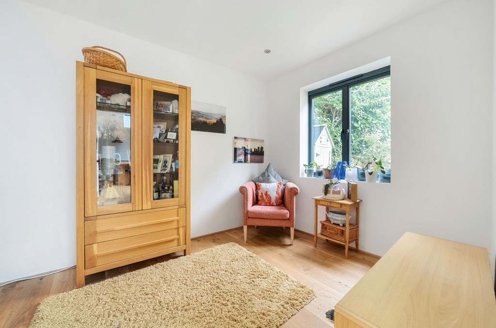 3 bed detached house for sale in Beechway, Bexley  - Property Image 5