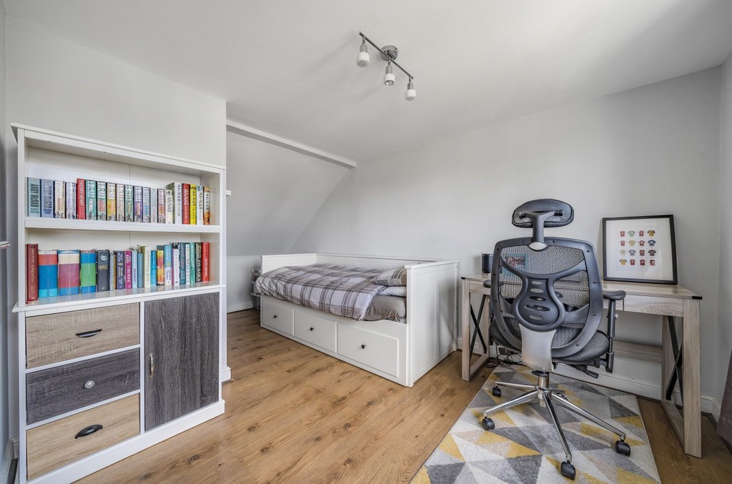 3 bed terraced house for sale in Beverley Avenue, Sidcup  - Property Image 5