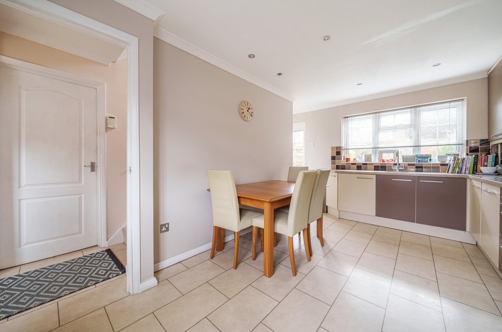 3 bed detached house for sale in Austral Close, Sidcup  - Property Image 11