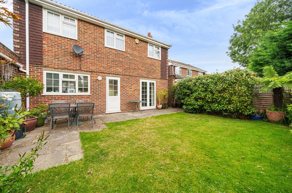 3 bed detached house for sale in Austral Close, Sidcup  - Property Image 14