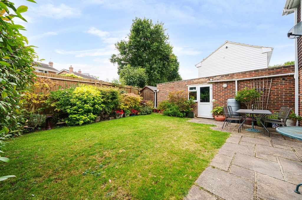 3 bed detached house for sale in Austral Close, Sidcup  - Property Image 8