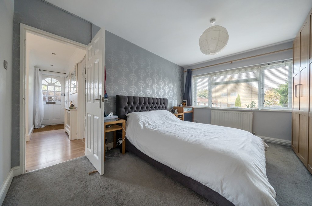 2 bed ground floor maisonette for sale in Esher Close, Bexley  - Property Image 8
