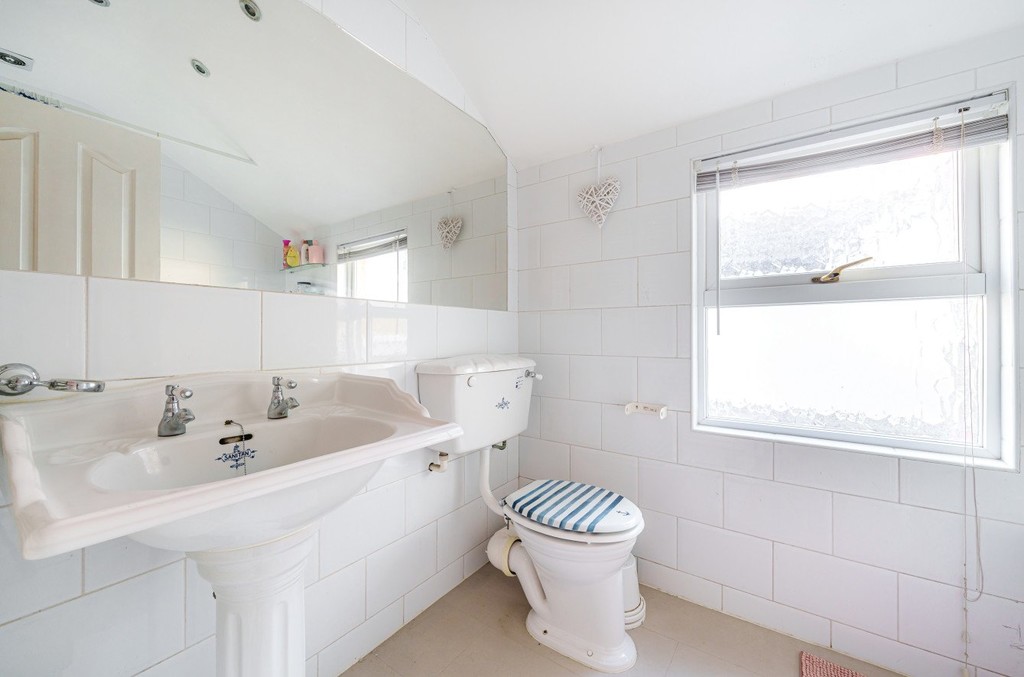 4 bed semi-detached house for sale in Lincoln Road, Sidcup  - Property Image 15