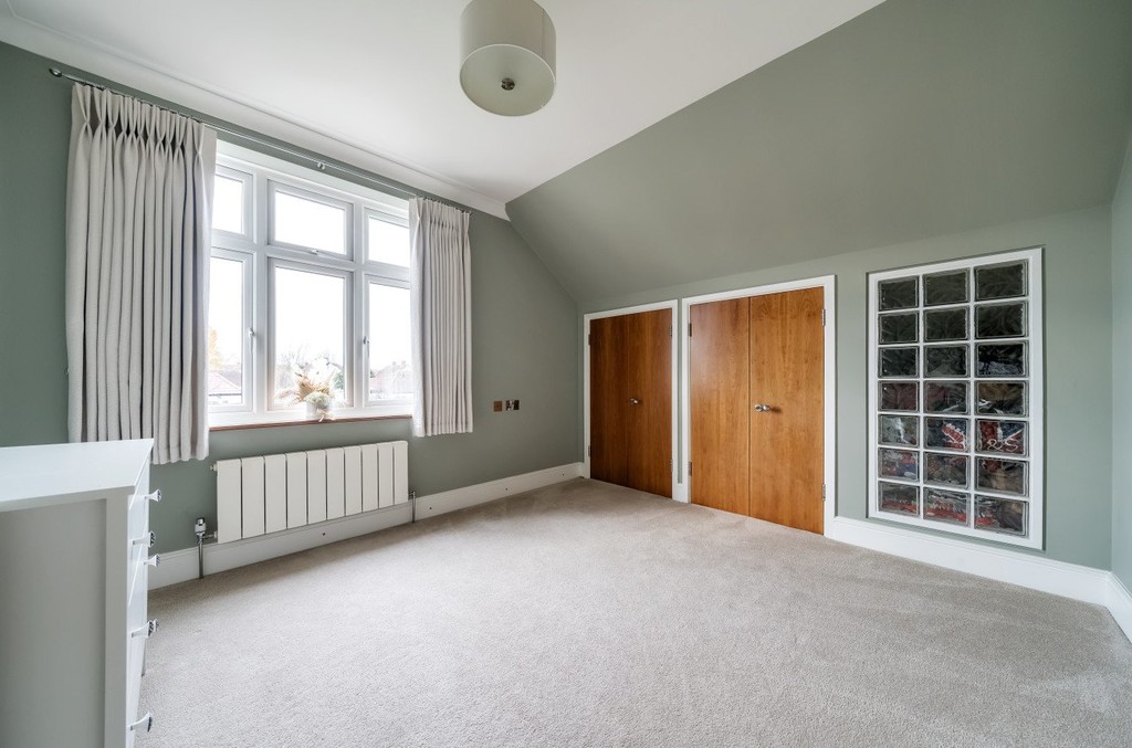 3 bed semi-detached house for sale in Cavendish Avenue, Sidcup  - Property Image 14
