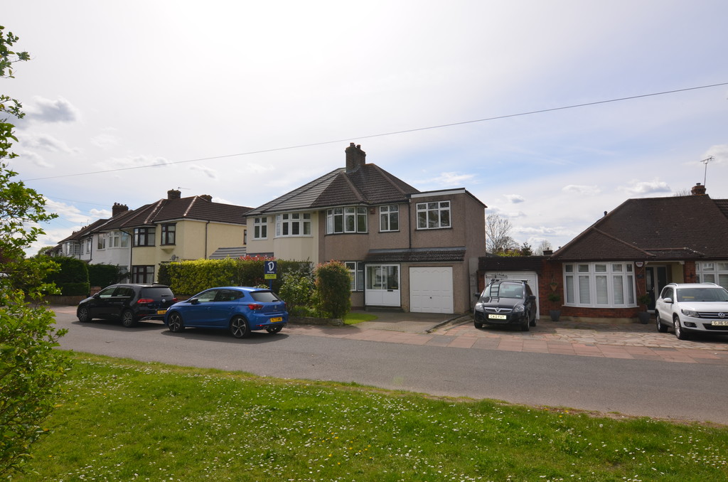 4 bed semi-detached house for sale in Bexley Lane, Sidcup  - Property Image 1