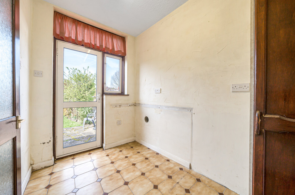 4 bed semi-detached house for sale in Bexley Lane, Sidcup  - Property Image 11