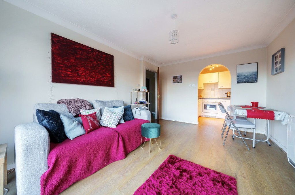 1 bed flat for sale in Edison Road, Welling  - Property Image 3