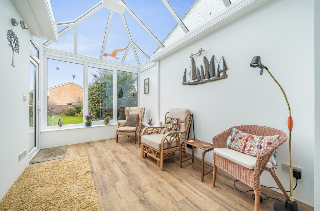 3 bed semi-detached house for sale in Old Farm Avenue, Sidcup  - Property Image 5