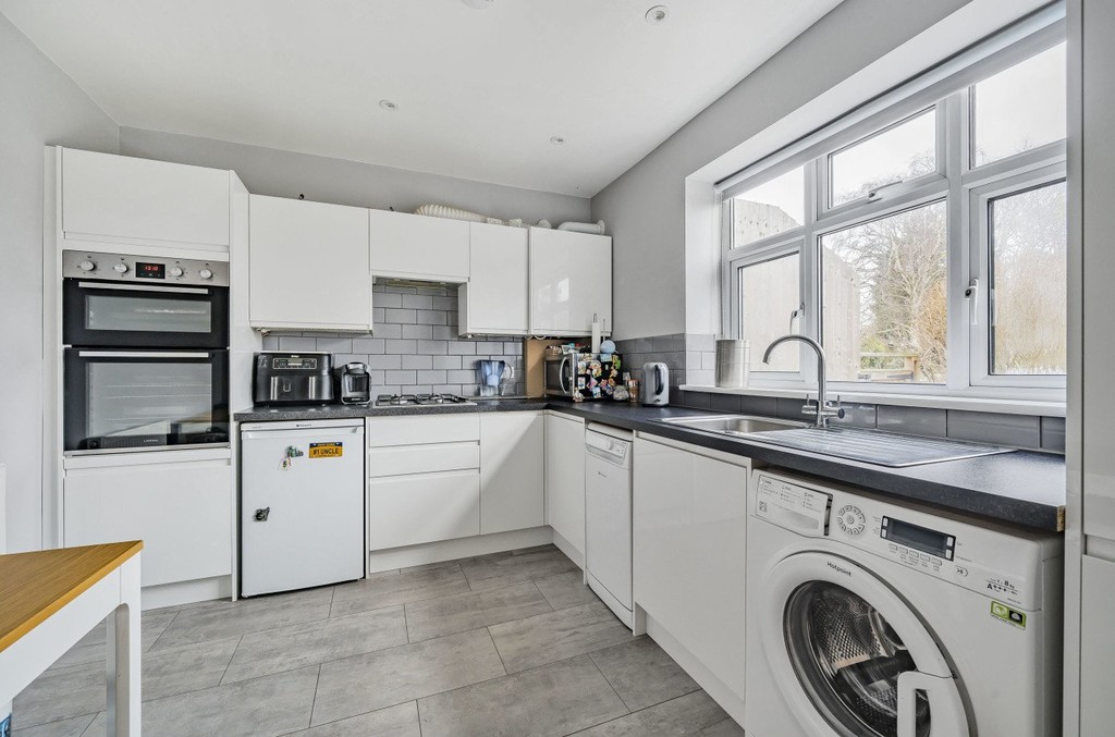 2 bed ground floor maisonette for sale in Lewis Road, Sidcup  - Property Image 10