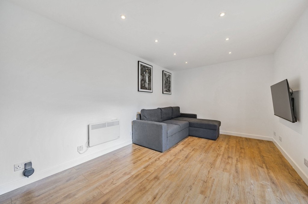 2 bed ground floor maisonette for sale in Lewis Road, Sidcup  - Property Image 15