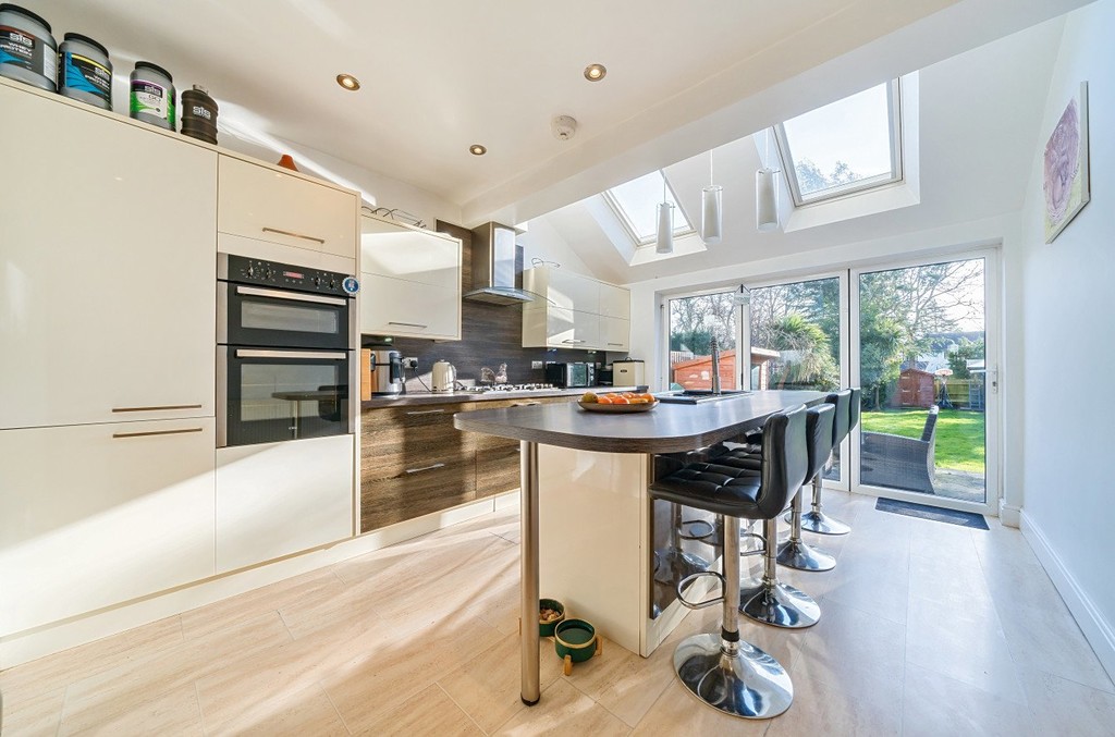 6 bed semi-detached house for sale in Selborne Road, Sidcup  - Property Image 4