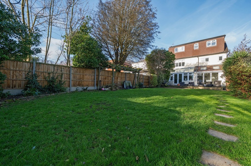 6 bed semi-detached house for sale in Selborne Road, Sidcup  - Property Image 21