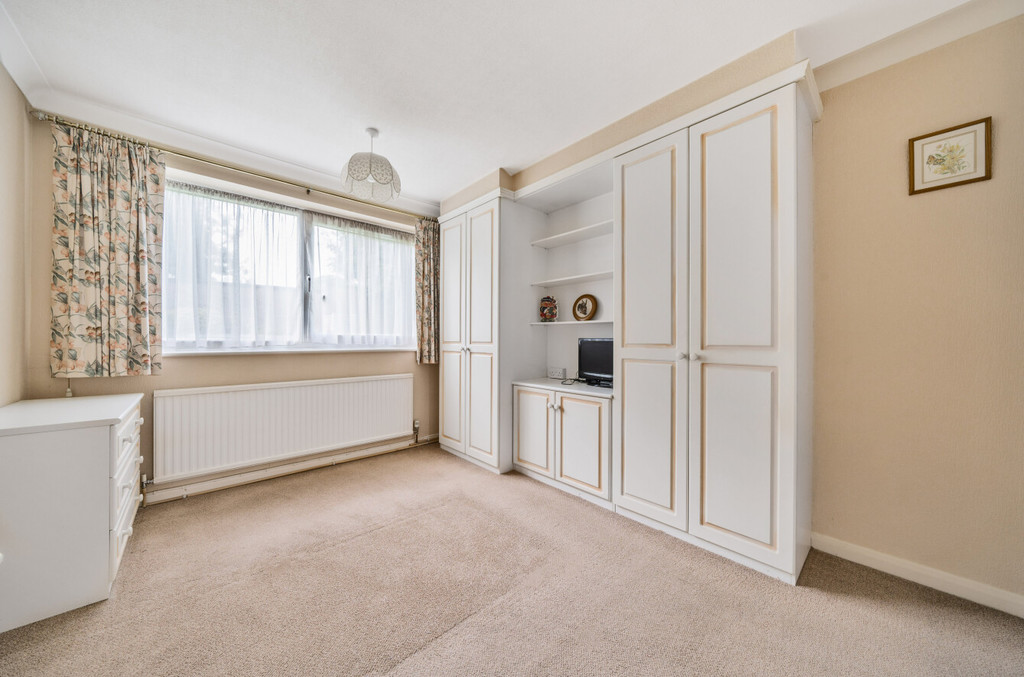 2 bed ground floor flat for sale in The Park, Sidcup  - Property Image 4