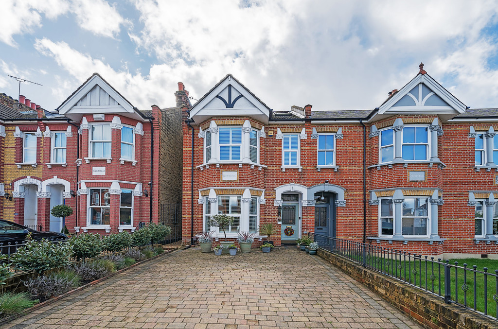 4 bed semi-detached house for sale in Main Road, Sidcup  - Property Image 1